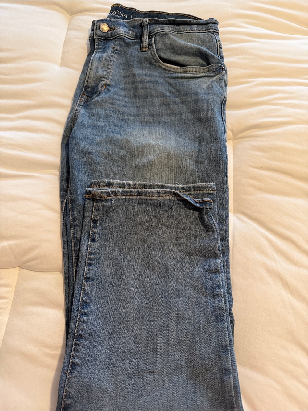 Arizona Jean Company Men’s Blue Slim Straight Jeans